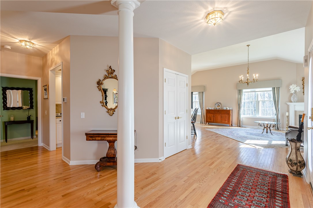 138 Ashbrook Circle Penfield, NY 14580 - Photo 5 of 32