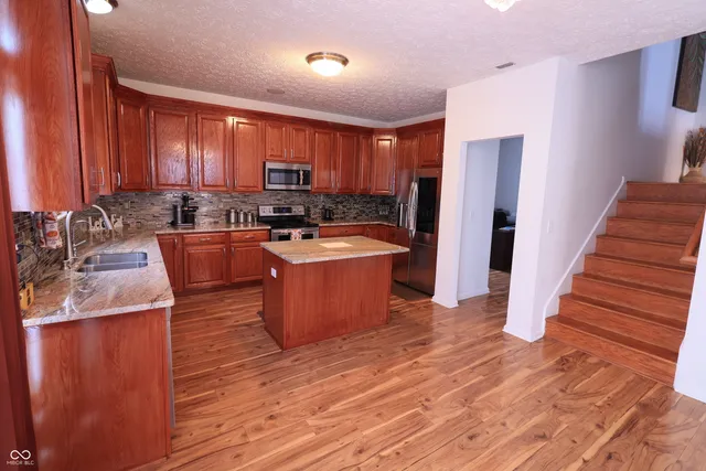 $469,000 | 8186 Stonelick Drive, Avon, IN 46123