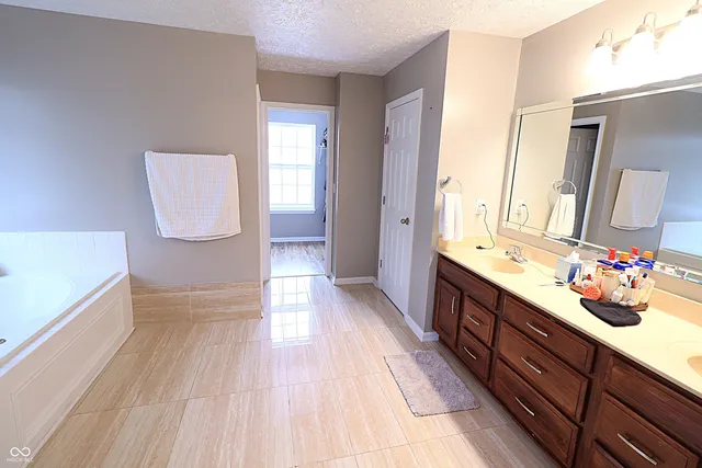 $469,000 | 8186 Stonelick Drive, Avon, IN 46123