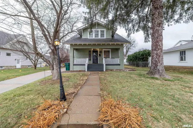 $224,900 | 220 North 22nd Street, Quincy, IL 62301