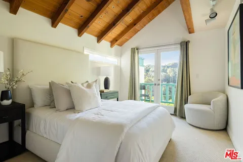 $3,495,000 | 1030 North Kenter Avenue, Los Angeles, CA 90049