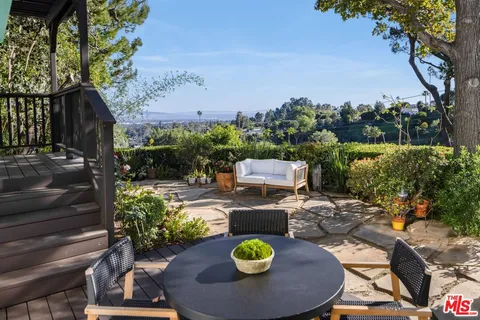 $3,595,000 | 1030 North Kenter Avenue, Los Angeles, CA 90049