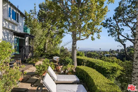 $3,595,000 | 1030 North Kenter Avenue, Los Angeles, CA 90049