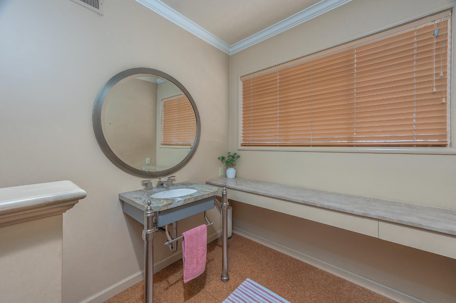 206 Meadow Lane Modesto, CA 95351 - Photo 15 of 39