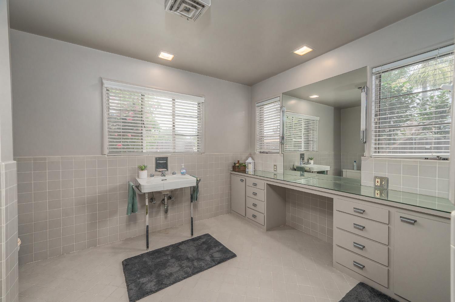 206 Meadow Lane Modesto, CA 95351 - Photo 20 of 39