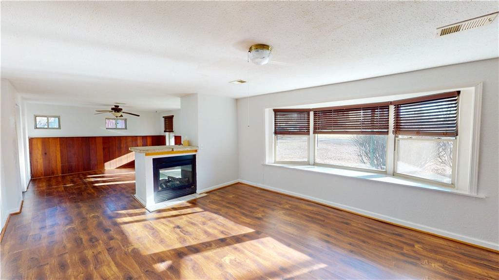 6004 Northeast Amazonia Road St. Joseph, MO 64505 - Photo 7 of 39