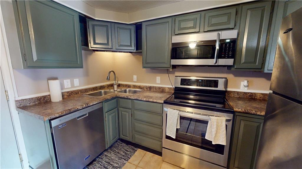6004 Northeast Amazonia Road St. Joseph, MO 64505 - Photo 8 of 39