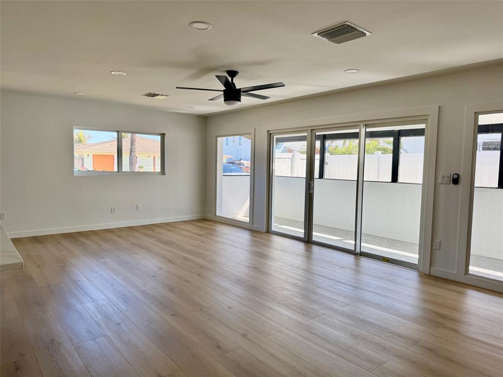 3930 East Eden Roc Circle Tampa, FL 33634 - Photo 11 of 34