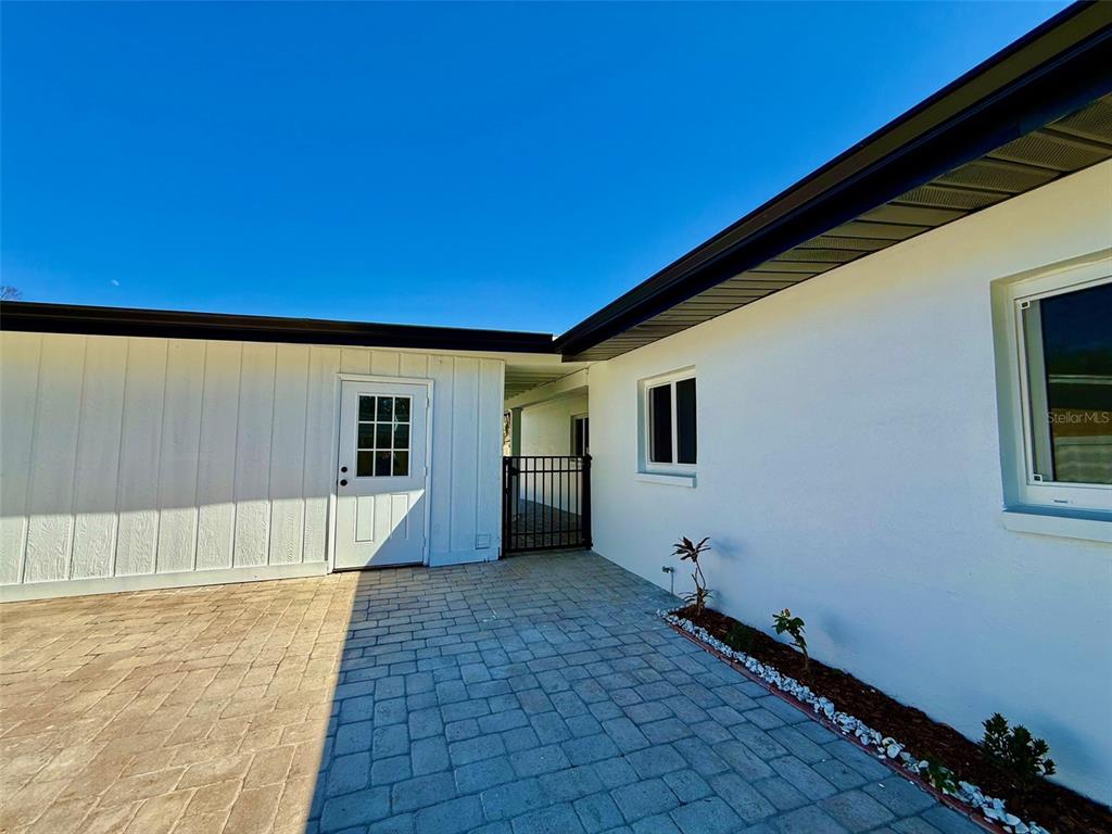 3930 East Eden Roc Circle Tampa, FL 33634 - Photo 25 of 34