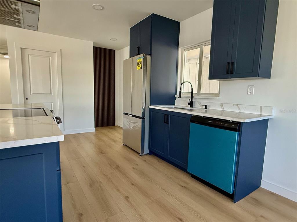 3930 East Eden Roc Circle Tampa, FL 33634 - Photo 5 of 34