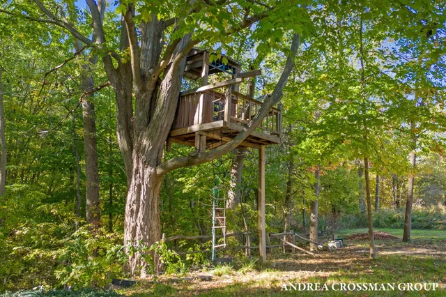 $85,000 | 13665 68th Avenue, Coopersville, MI 49404