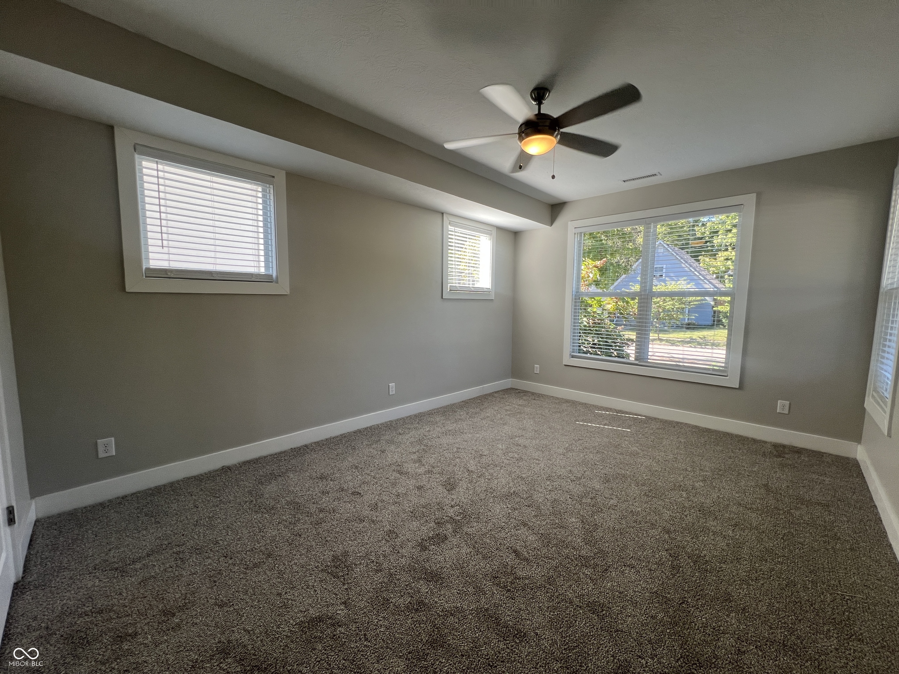 4077 Rookwood Avenue Indianapolis, IN 46208 - Photo 13 of 29