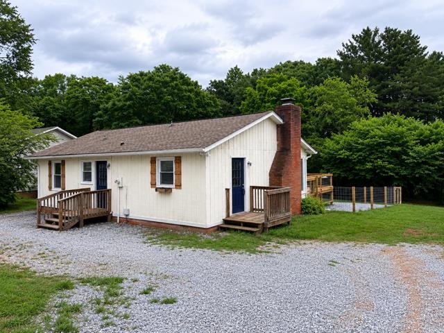 50 Coastline Drive Inman, SC 29349 - Photo 2 of 30