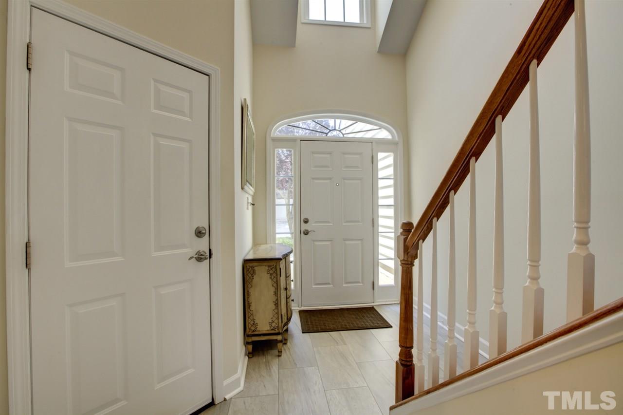 8006 Thrush Ridge Lane Raleigh, NC 27615 - Photo 3 of 30 Gallery Image 3