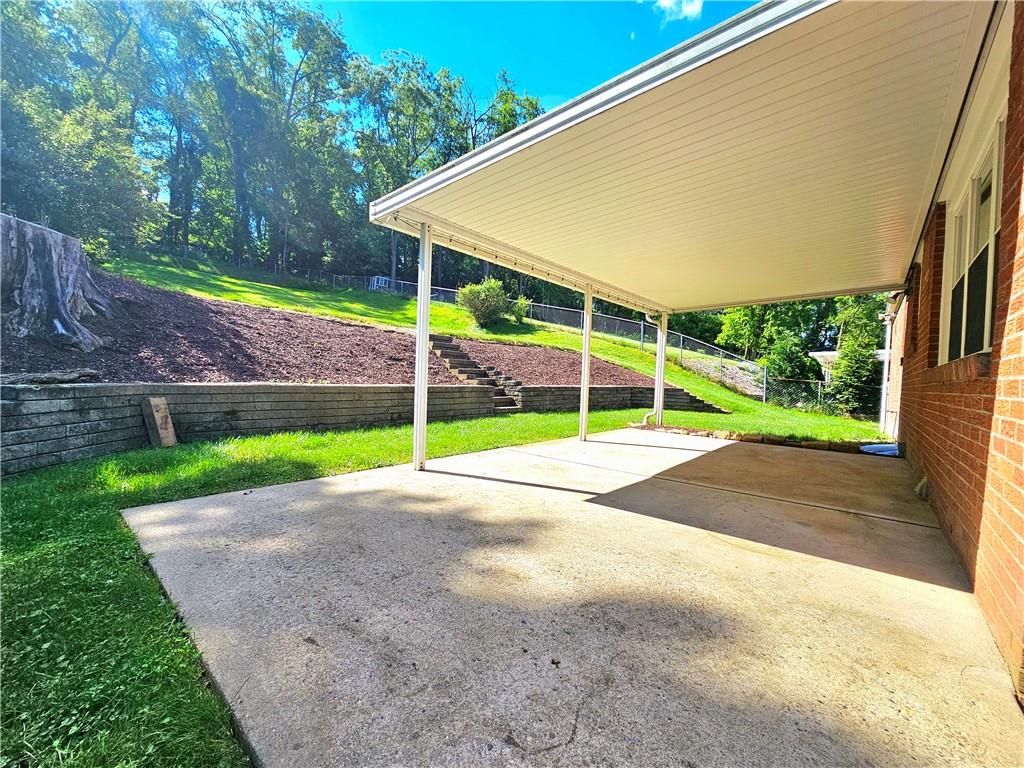 5735 Library Road Bethel Park, PA 15102 - Photo 3 of 30 Gallery Image 3
