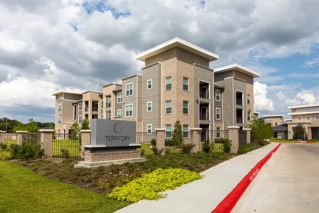 $1,460 | 5131 Williams Way Boulevard, Unit 2109, Richmond, TX 77469