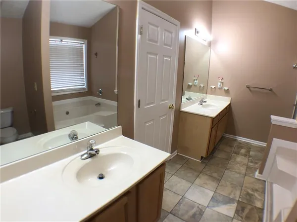 $2,300 | 3337 Baymount Way, Lawrenceville, GA 30043