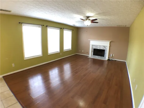 $2,300 | 3337 Baymount Way, Lawrenceville, GA 30043
