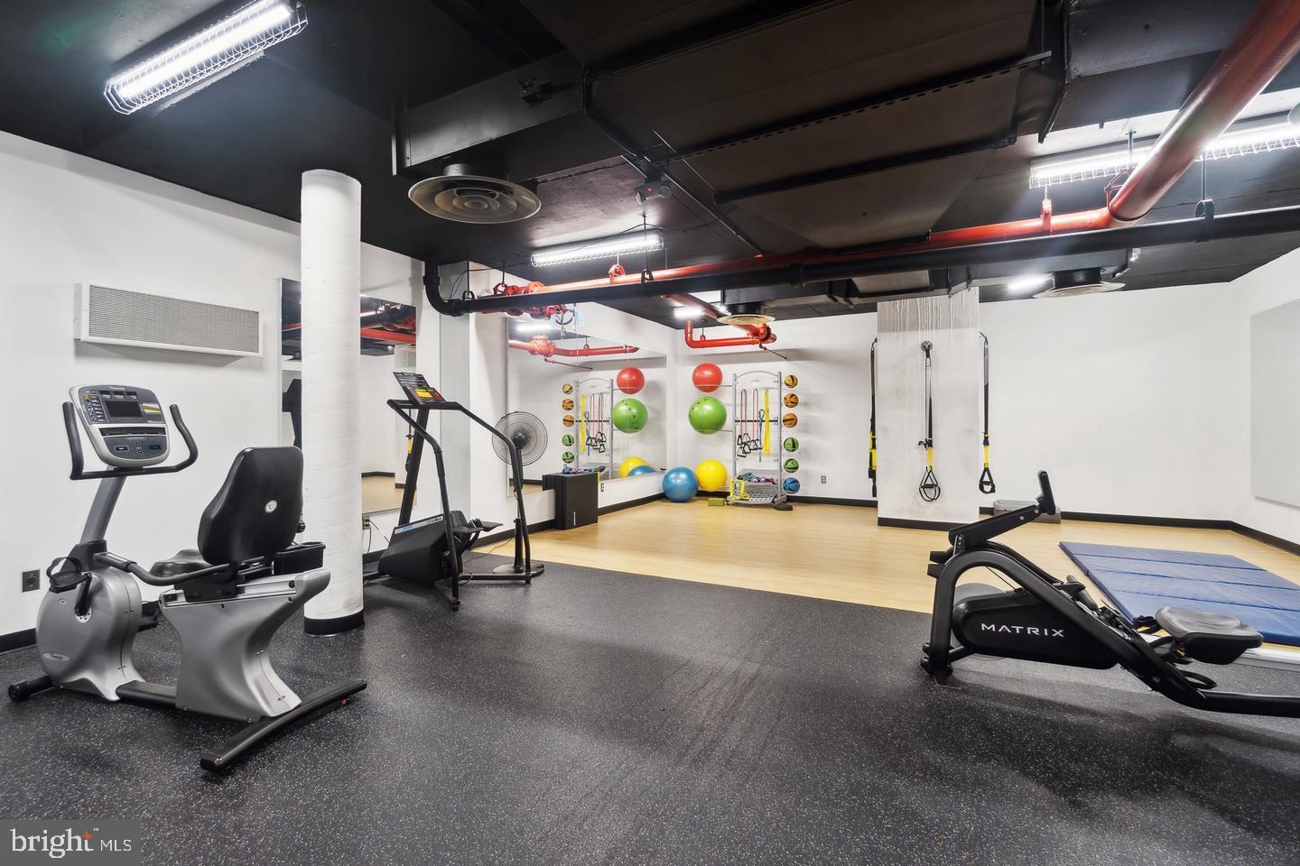 429 N Street Southwest, Unit S203 Washington, DC 20024 - Photo 20 of 28 a view of a room with gym equipment