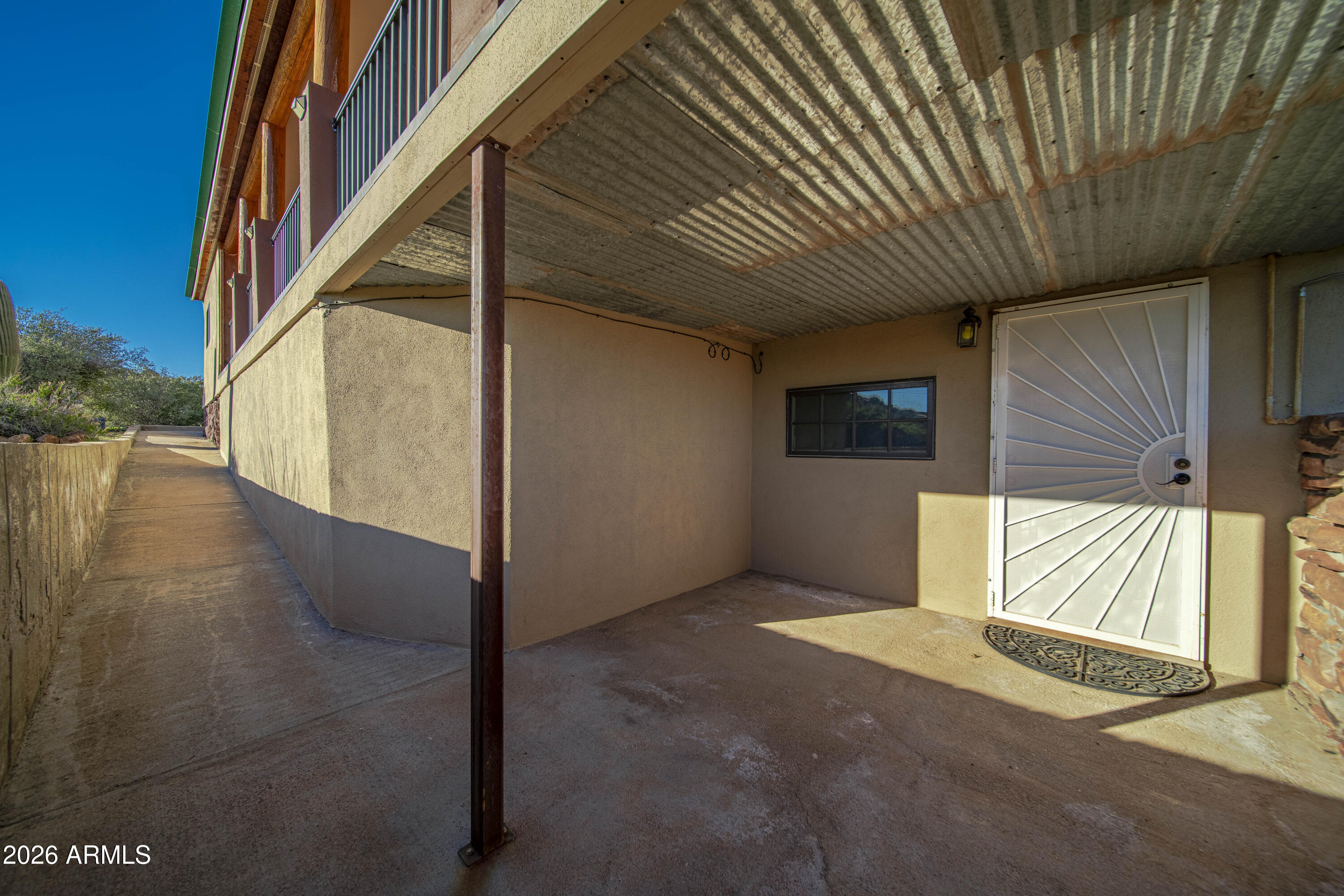 26162 Pecks Peak Road Kirkland, AZ 86332 - Photo 17 of 51 a view of entryway