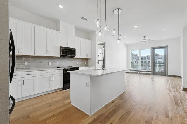 $1,800 | 2700 Old Denton Road, Unit 3344, Carrollton, TX 75007