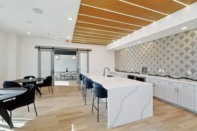 $1,800 | 2700 Old Denton Road, Unit 3344, Carrollton, TX 75007