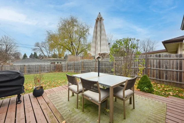 $349,900 | 1566 Scott Road, Port Washington, WI 53074