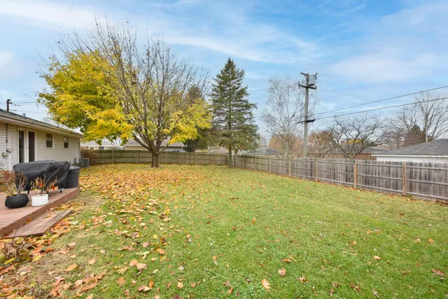 $349,900 | 1566 Scott Road, Port Washington, WI 53074