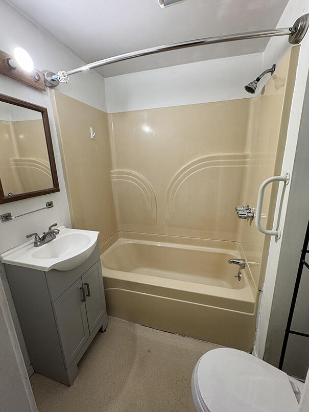 67 Main Street Winthrop, ME 04364 - Photo 11 of 26 WINTHROP-16