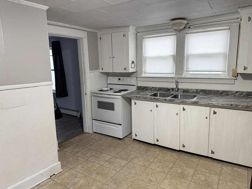 67 Main Street Winthrop, ME 04364 - Photo 4 of 26 WINTHROP-12