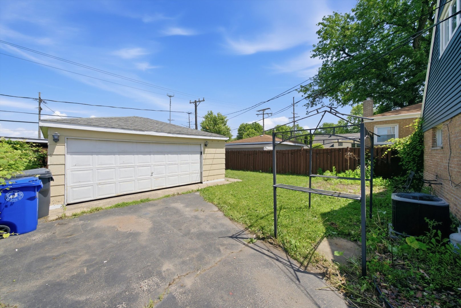 8404 45th Street Lyons, IL 60534 - Photo 23 of 26