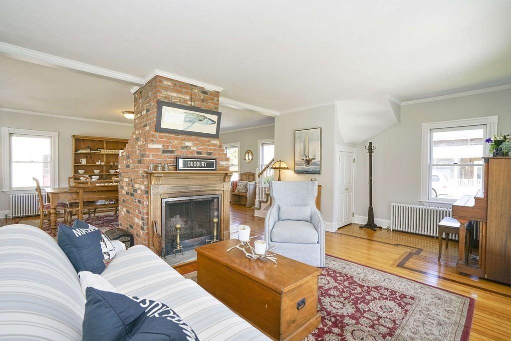 17 Landing Road Duxbury, MA 02332 - Photo 9 of 37 Gallery Image 9