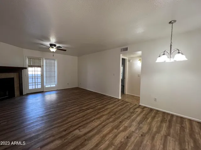 $1,295 | 15402 North 28th Street, Unit 119, Phoenix, AZ 85032