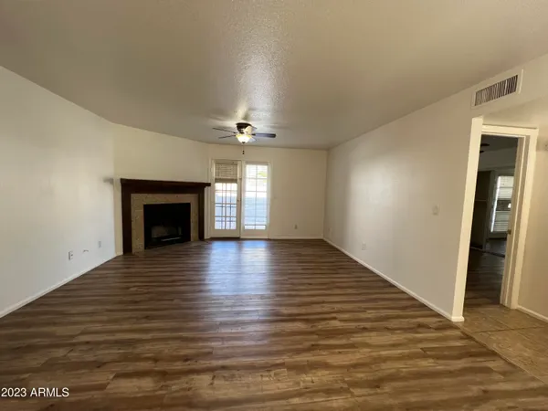 $1,100 | 15402 North 28th Street, Unit 119, Phoenix, AZ 85032