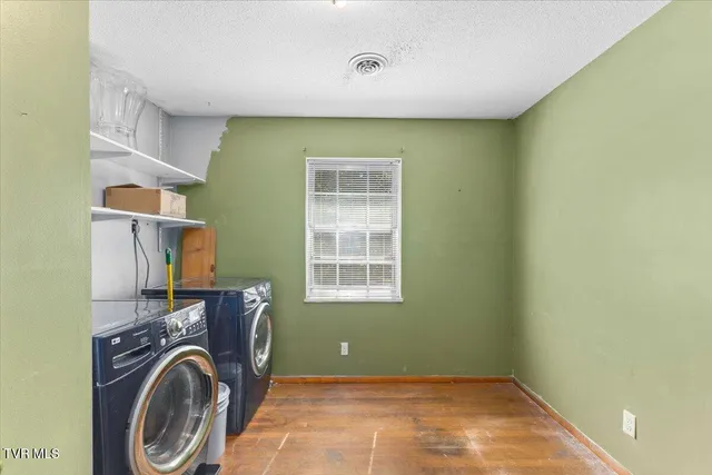 $345,000 | 300 Peach Blossom Court, Johnson City, TN 37604