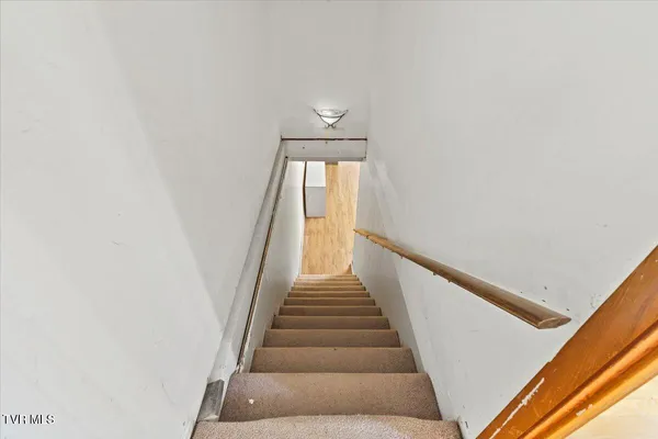 $335,000 | 300 Peach Blossom Court, Johnson City, TN 37604