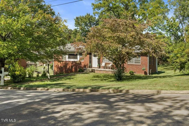 $345,000 | 300 Peach Blossom Court, Johnson City, TN 37604