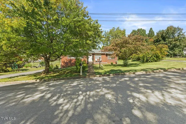 $335,000 | 300 Peach Blossom Court, Johnson City, TN 37604