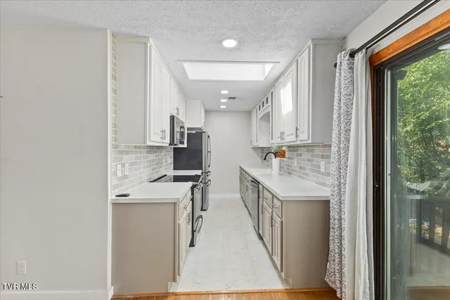 $345,000 | 300 Peach Blossom Court, Johnson City, TN 37604