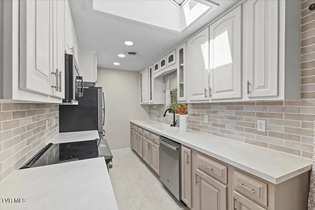 $345,000 | 300 Peach Blossom Court, Johnson City, TN 37604