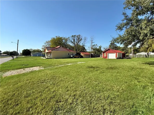 $95,000 | 520 Park Street, Cherryvale, KS 67335