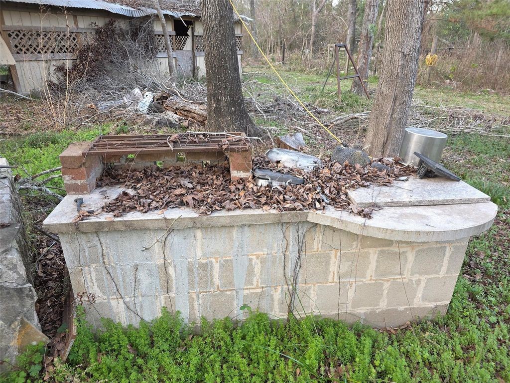1302 North Lake Drive Splendora, TX 77372 - Photo 6 of 11