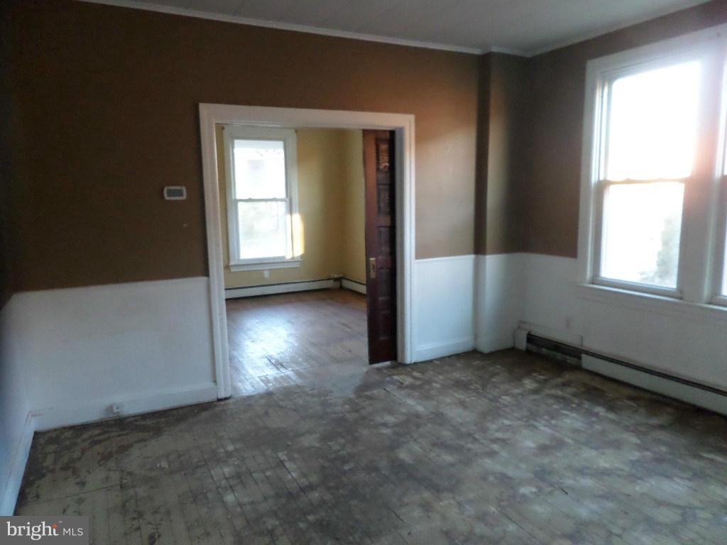331 Valley Road Hagerstown, MD 21740 - Photo 5 of 12 Dining Room