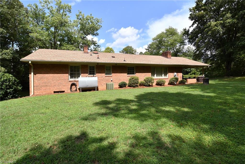 4218 High Point Road Winston-Salem, NC 27107 - Photo 14 of 19 Gallery Image 14
