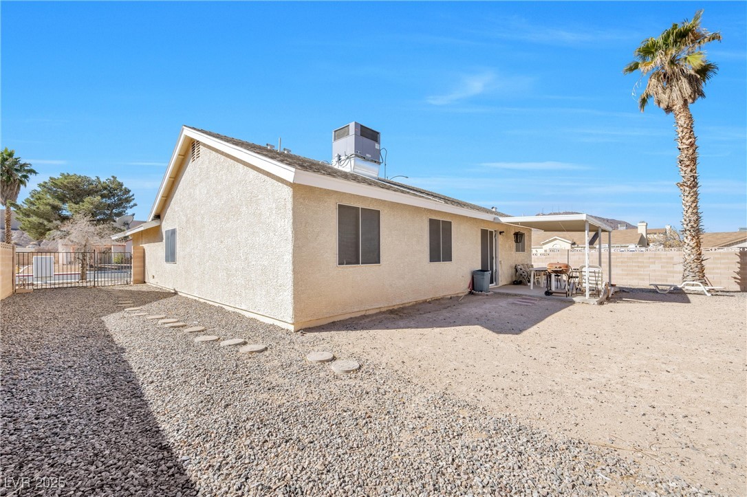 325 Wintercress Drive Henderson, NV 89002 - Photo 3 of 18