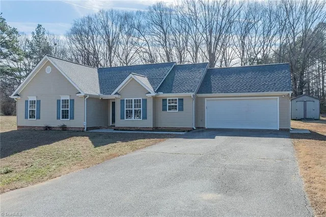 $309,000 | 358 Carriage Lane, Linwood, NC 27299