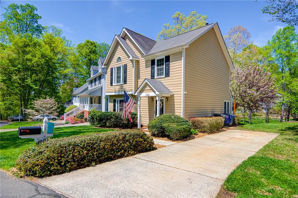 1942 Winding Ridge Road Winston-Salem, NC 27127 - Photo 2 of 30 Gallery Image 2