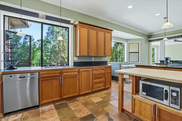 $1,595,000 | 10304 Banner Lava Cap Road, Nevada City, CA 95959