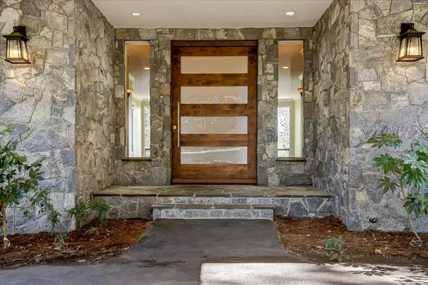 $1,595,000 | 10304 Banner Lava Cap Road, Nevada City, CA 95959