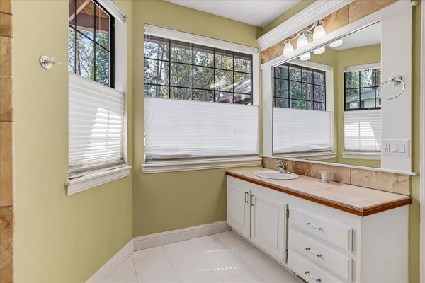 $1,595,000 | 10304 Banner Lava Cap Road, Nevada City, CA 95959